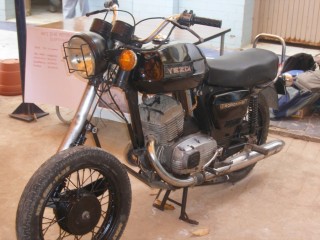 Alternative suspension to eliminate dive on braking, by Chezhian Natarajan