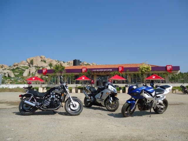 Yamaha V-Max, '04 Kawasaki ZX-12R and the '01 Yamaha R1 at Kolar CCD