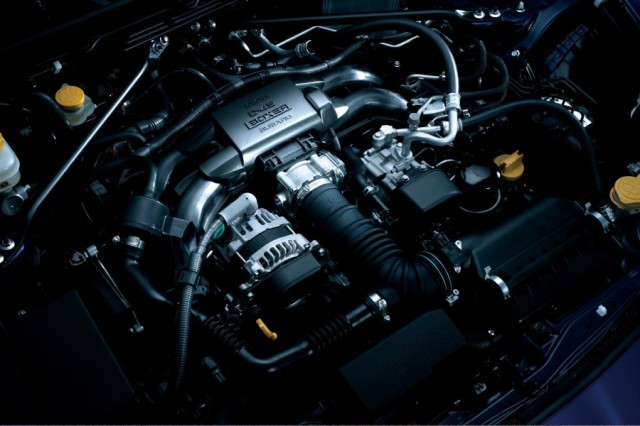 Toyota Subaru 2.0 litre boxer engine with D-4S