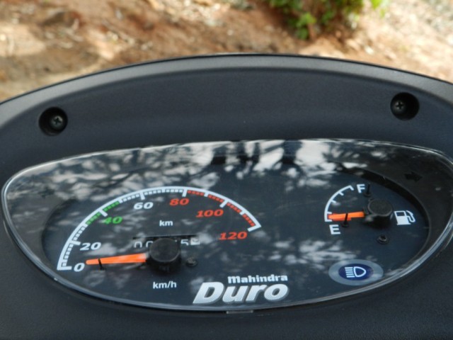 Mahindra Duro 125 DX : Refreshed Clock Fascia