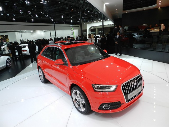 Audi Q3 launched in India : Front Quarter