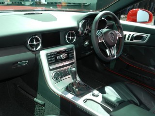 Mercedes-Benz New SLK Class : Interiors