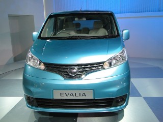 Nissan Evalia launched in India at the 11th Auto Expo 2012 : Front View