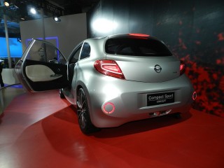 Nissan Compact Sports Concept (CSC) : Rear