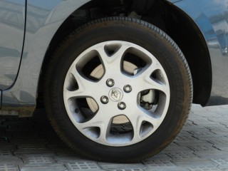 Renault Pulse Review : Alloys