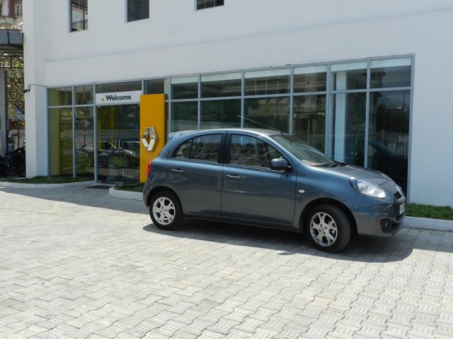 Renault Pulse at the dealership
