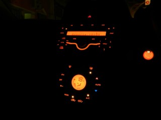 Renault Pulse : Central Console at night