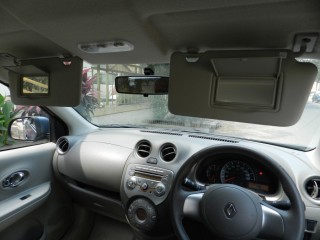 Renault Pulse : Vanity Mirrors