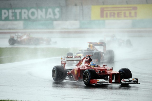 Fernando Alonso wrestles the F2012 through the rain, Scuderia Ferrari, F1 2012 Malaysian Grand Prix