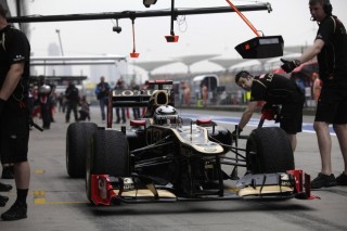 Kimi Raikkonen, Lotus F1 Team at the 2012 Formula 1 Chinese GP Qualifying Photo 01