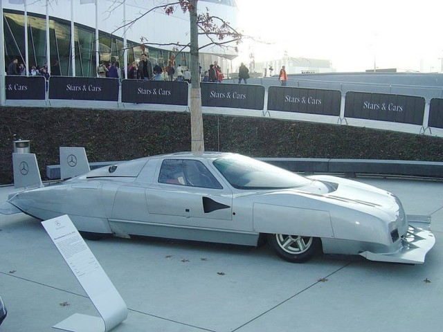 Mercedes Benz C 111-IV  : The car that set the 403.978 km/h world circuit record in 1979