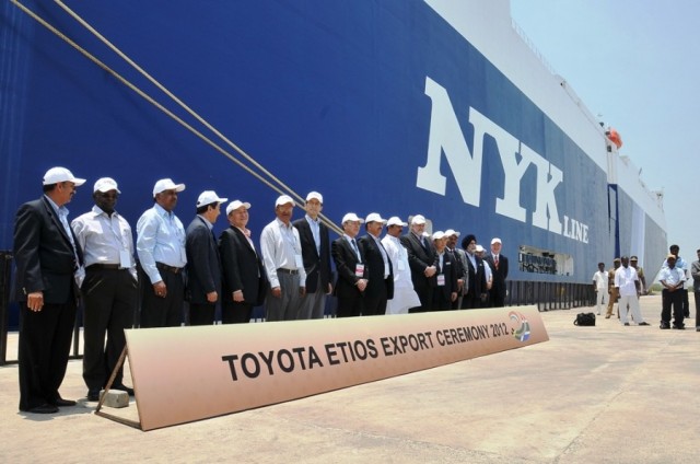Toyota Etios Export Ceremony At Ennore Port Chennai 03