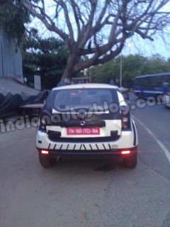 Renault Duster Convoy Spotted Chennai April 21 01