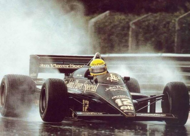 Senna at Estoril 1985 in the #12 John Players SpecialLotus 97T