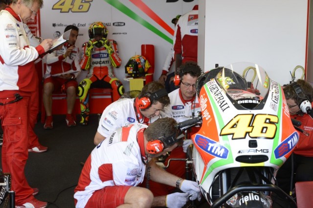 #46 Valentino Rossi's Desmosedici GP12 , Ducati Team : 2012 MotoGP Grand Prix Of Portugal Qualifying 06