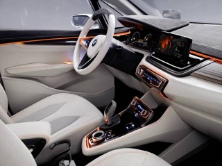 BMW Concept Active Tourer Interior 10