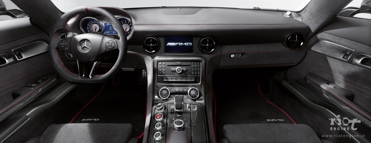 Mercedes Benz SLS AMG Coupe Black Interior 08