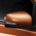 Renault Koleos launche in India : LED indicators in integrated in the ORVM
