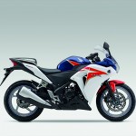2011-Honda-CBR250R-21