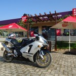 More '04 Kawasaki ZX-12R goodness!