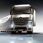 Mercedes-Benz Aero Trailer : Front
