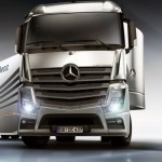Mercedes-Benz Aero Trailer : Front Thumbnail