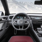 Volkswagen Cross Coupe : Programmable Display in the 'City' mode