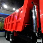 AMW New Generation 2528 Tipper : Exhaust