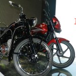 Honda Dream Yuga with the iconic 1949 'Dream D'