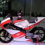 Mahindra Racing MGP3O at the 11th Auto Expo 2012 : Side