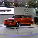 Mahindra SsangYong XIV Concept at the 11th Auto Expo : Front 3/4