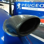 Peugeot 908 HDi FAP : Turbocharger Inlet ( Larger Diameter thanks to the closed cockpit requiring air conditioning)