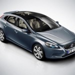2013 Volvo V40 Geneva 01