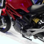 Ducati Monster 795 : Desmodue, air cooled, Dual Spark L-Twin engine with 87 hp