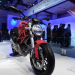 Ducati Monster 795 : Front