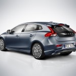 Volvo V40 : Sporty body kit, exhaust tips?