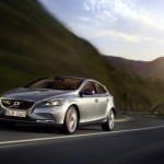 Volvo V40 Unveiled : Driving Shot 01