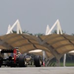Romain Grosjean in the Lotus E20 Renault at F1 2012 Malaysian GP Qualifying (Photo 1)