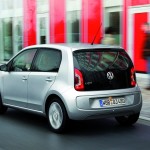 Volkswagen up! four-door : Rear 3/4