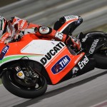 MotoGP : Nicky Hayden, Ducati Team at the Qatar GP Free Practice Photo 05