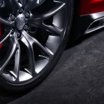 2013 SRT Viper GTS split six-spoke forged-aluminum “Venom” wheel design