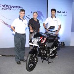 Sanjay Saraswat, GM Marketing, K Srinivasan, President - Motorcycle Business, and Mr. Rajiv Bajaj, Managing Director, Bajaj Auto Ltd. at the launch of the Discover 125 ST